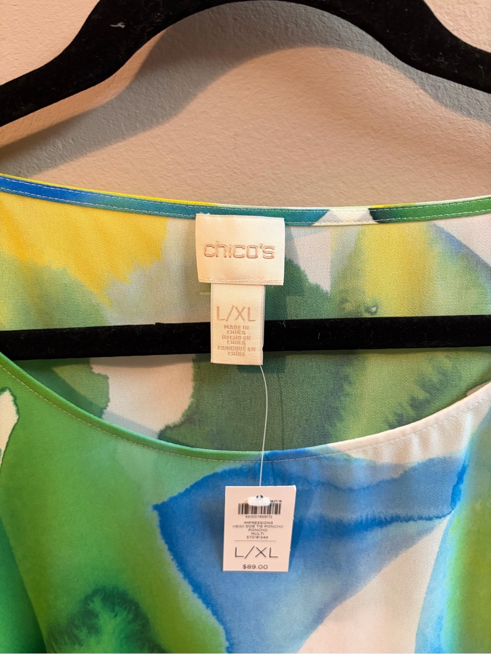 Chico’s NWT Watercolor Print Poncho Blouse L/XL | Blue Green Yellow - Picture 2 of 3